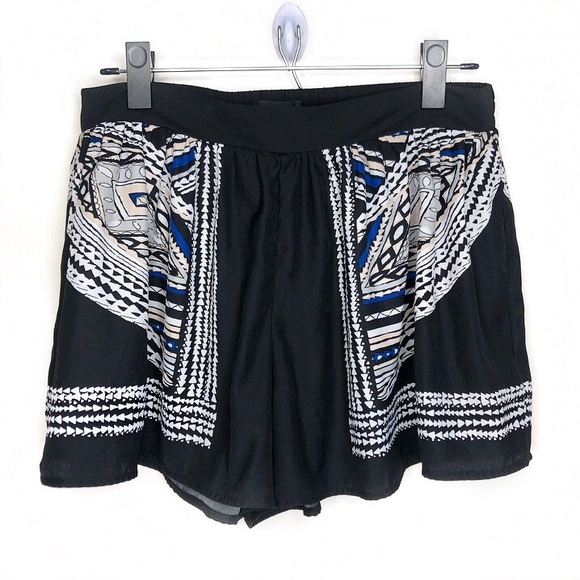 Mossimo Supply Co. Pants - Xhiliration Tribal Print Flowy & Stretchy Shorts